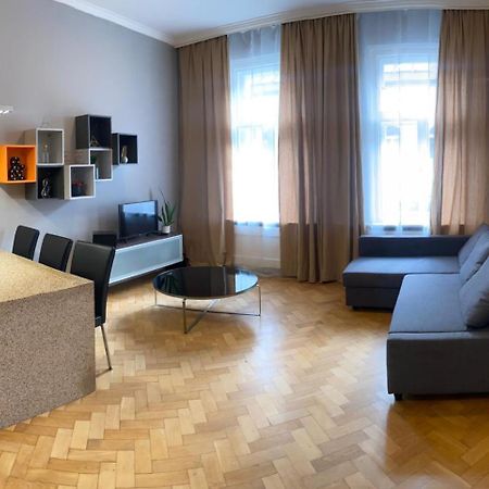 Holec Apartments Прага Экстерьер фото