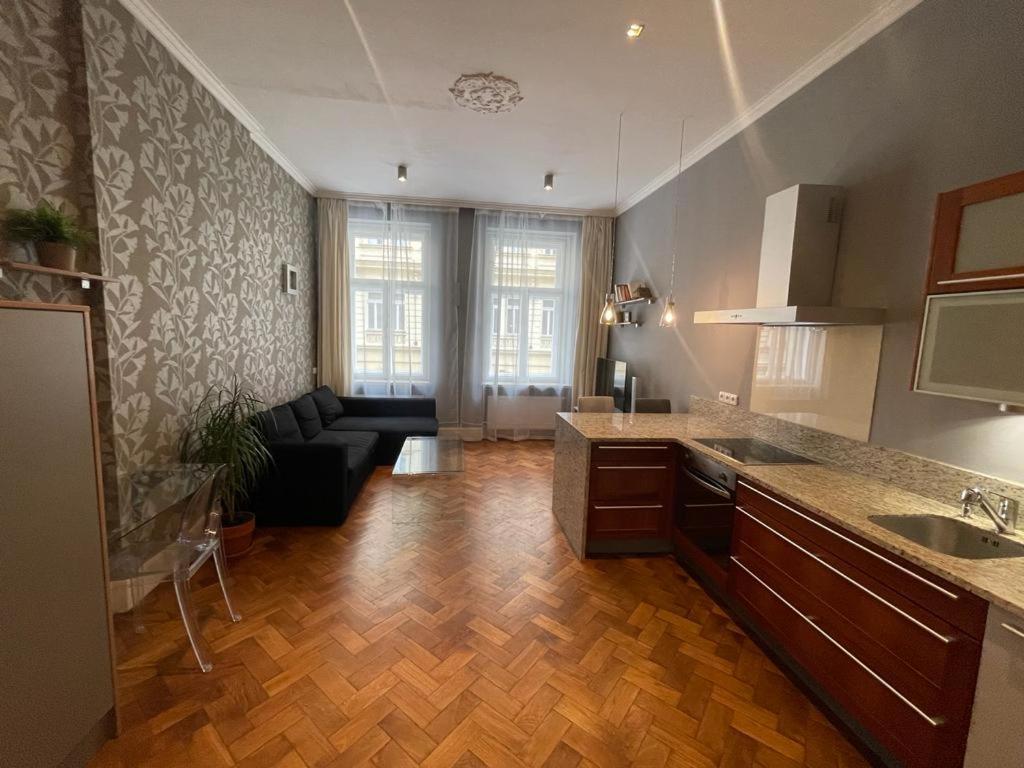 Holec Apartments Прага Экстерьер фото